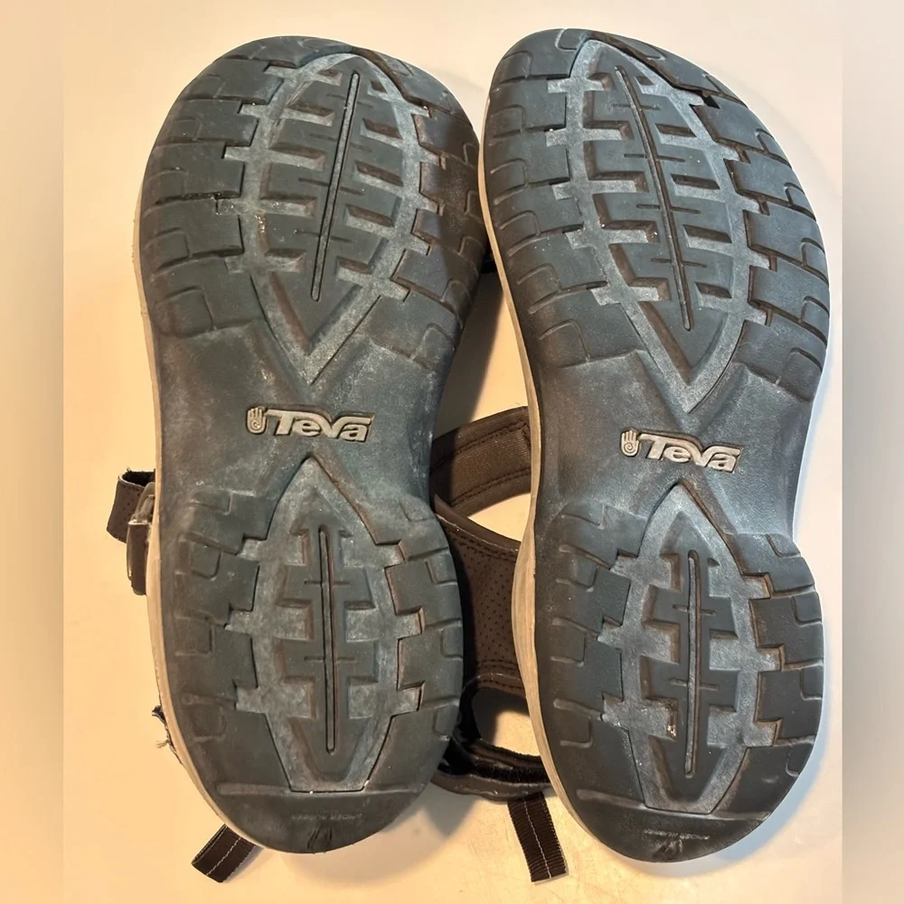TEVA Brown size 11 Men's Sandals- Velcro & side clip closure - GUC - Picture 6 of 11